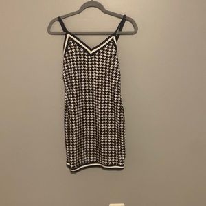 Black and White Foxhound Patterned Bodycon Mini Dress